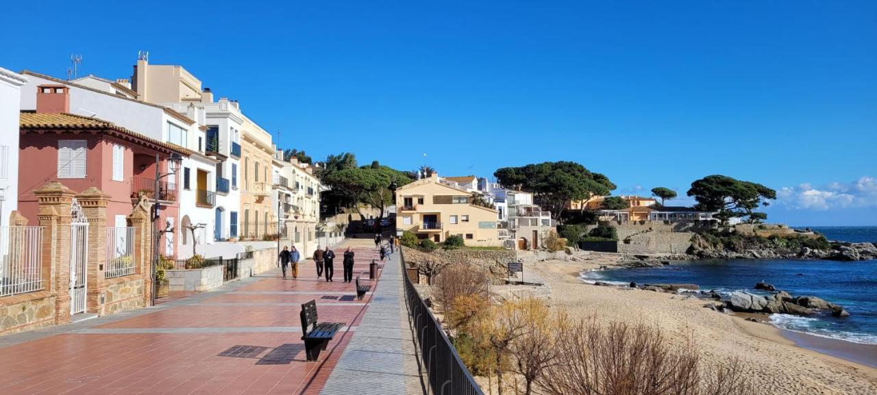 Precioso Apartamento Reformado En 1Ra Linea De Mar Sin Vistas كاليلا دو بالافروجيل المظهر الخارجي الصورة